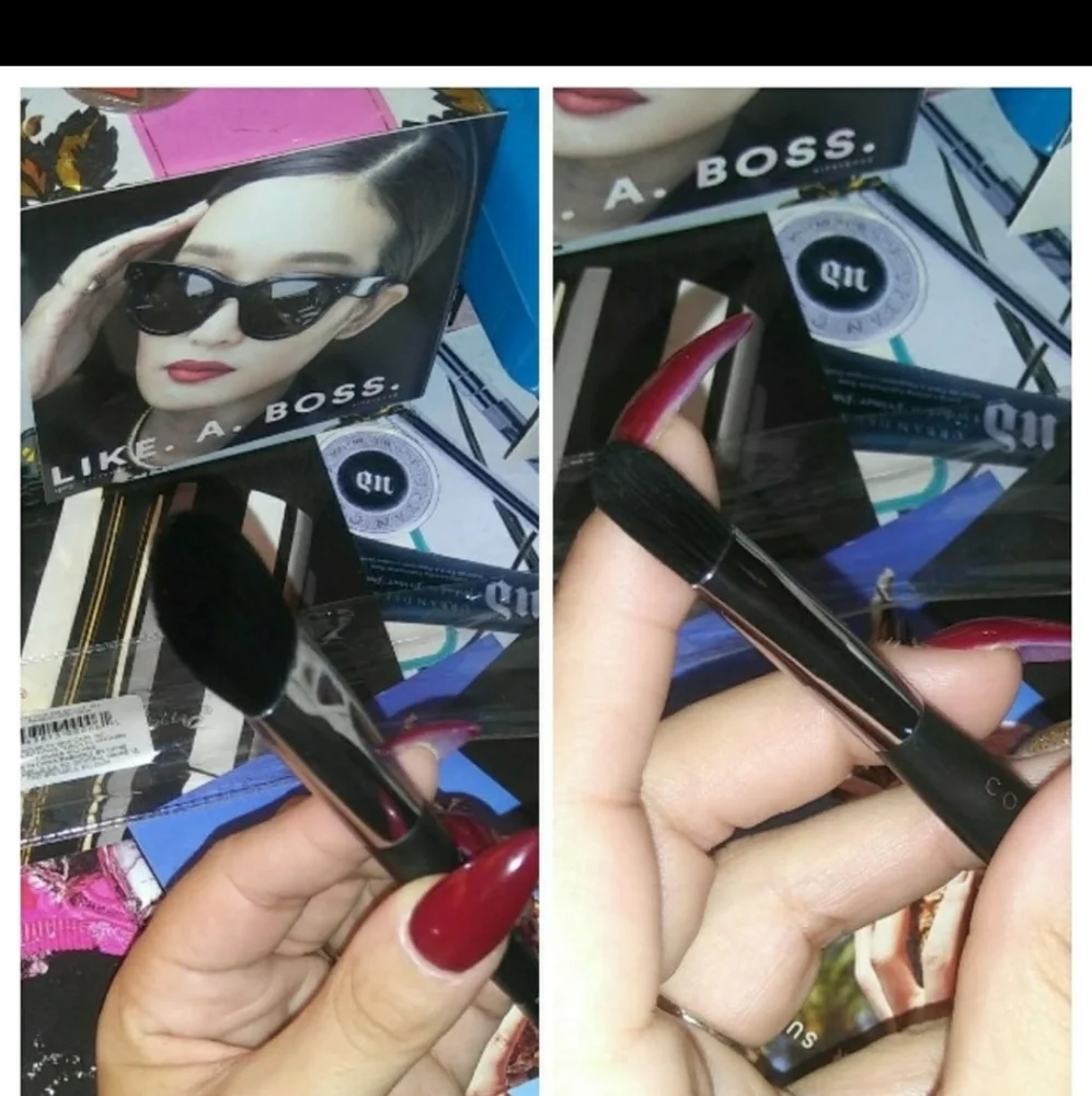 COVER FX DOUBLE ENDED CONTOUR MAKEUP BRUSH